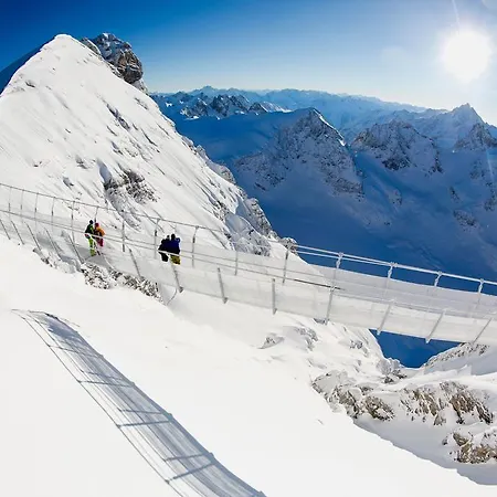 Alpenclub Hotel 3*